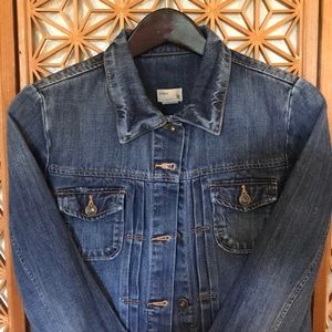 Gap denim jacket M
